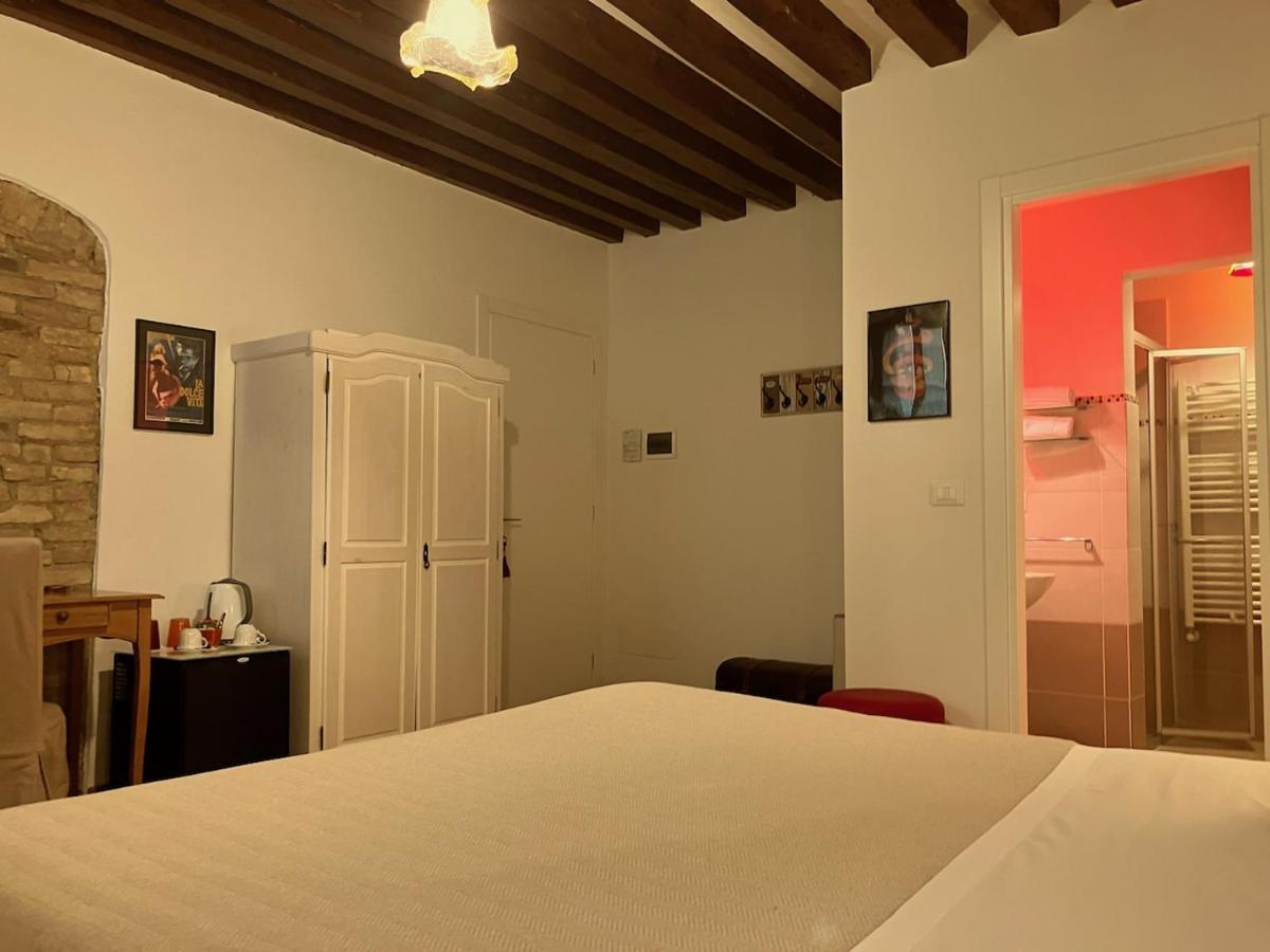 B&B Residenza Corte Antica Veneza Exterior foto